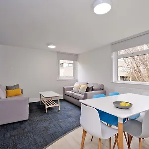 Apartment Cooper Court, Aberdeen
